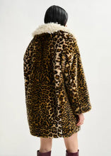 Cargar imagen en el visor de la galería, 🆕Abrigo leopardo ESSENTIEL