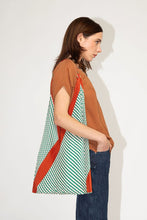 Cargar imagen en el visor de la galería, Bolso plisado Francesca MULTITUDES