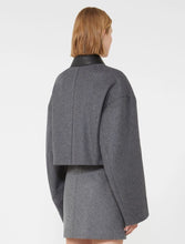 Cargar imagen en el visor de la galería, Chaqueta cremallera SPORTMAX