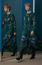 Cargar imagen en el visor de la galería, Vestido estampado AILANTO
