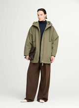 Cargar imagen en el visor de la galería, 🆕Chaquetón capa G-LAB