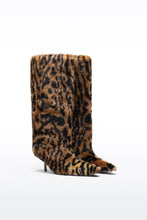 Cargar imagen en el visor de la galería, 🆕Bota leopardo STAND STUDIO
