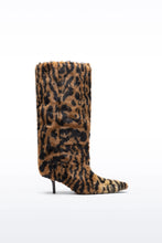 Cargar imagen en el visor de la galería, 🆕Bota leopardo STAND STUDIO

