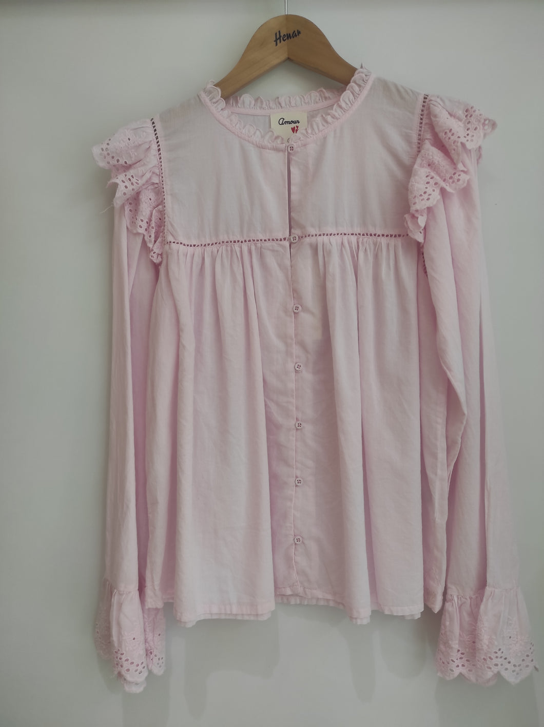 Blusa romántica AMOUR