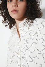 Cargar imagen en el visor de la galería, 🆕Camisa flores RITA ROW
