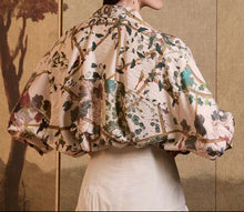 Cargar imagen en el visor de la galería, 🆕Blusa pájaros over AILANTO
