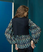 Cargar imagen en el visor de la galería, 🆕Blusa geométrica brillo AILANTO

