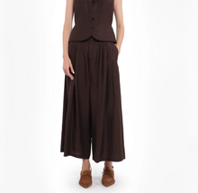 Cargar imagen en el visor de la galería, 🆕Pantalón ancho capri  TELA
