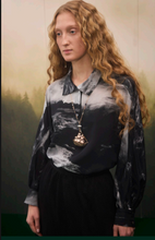 Cargar imagen en el visor de la galería, 🆕Blusa over estampada AILANTO
