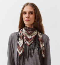 Cargar imagen en el visor de la galería, 🆕Foulard flecos DIEGA
