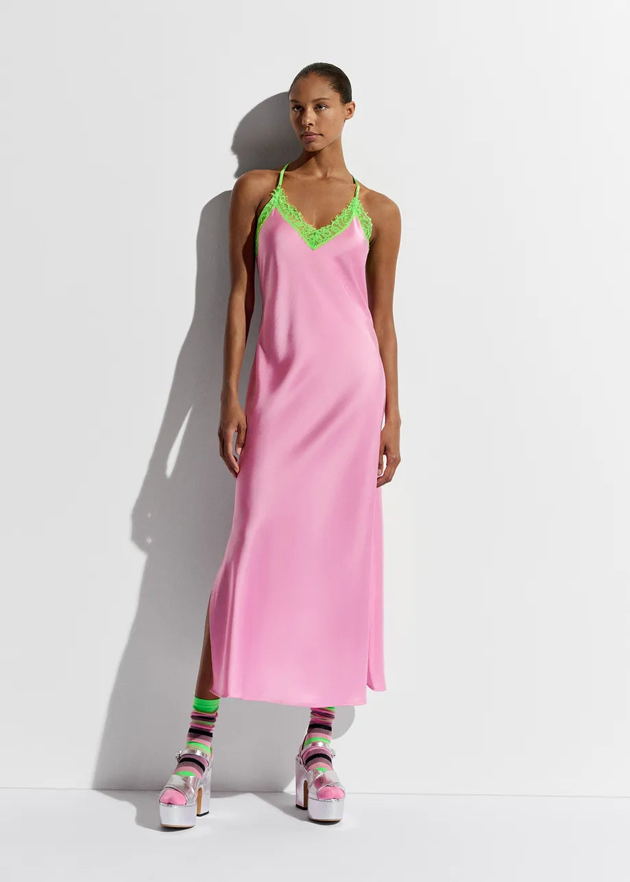 Vestido lencero ESSENTIEL