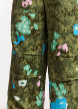 Cargar imagen en el visor de la galería, Pantalón estampado ESSENTIEL
