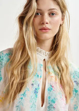 Cargar imagen en el visor de la galería, Blusa bordada ESSENTIEL
