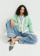 Cargar imagen en el visor de la galería, Chaqueta Chanel ESSENTIEL
