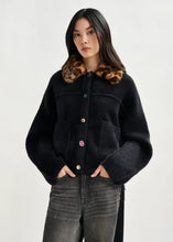 Cargar imagen en el visor de la galería, 🆕Chaqueta botones ESSENTIEL
