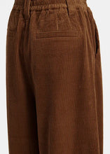 Cargar imagen en el visor de la galería, 🆕Pantalón pana ancho ESSENTIEL
