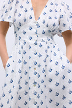Cargar imagen en el visor de la galería, 🆕Vestido botones florecitas THE NEW SOCIETY
