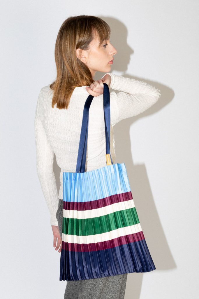 Bolso tote MULTITUDES