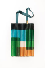 Cargar imagen en el visor de la galería, Bolso tote MULTITUDES
