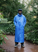 Cargar imagen en el visor de la galería, Impermeable largo SUSAN BIJL
