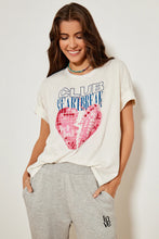 Cargar imagen en el visor de la galería, Camiseta corazón roto FIVE
