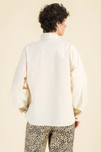 Cargar imagen en el visor de la galería, 🆕Camisa cuello subido SIXSOEURS
