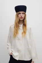 Cargar imagen en el visor de la galería, 🆕Camisa oriental THE NEW SOCIETY
