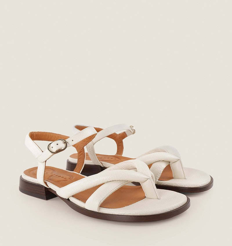 Sandalia plana tiras CHIE MIHARA