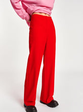 Cargar imagen en el visor de la galería, Pantalón trompeta ESSENTIEL - La Tienda de Henar
