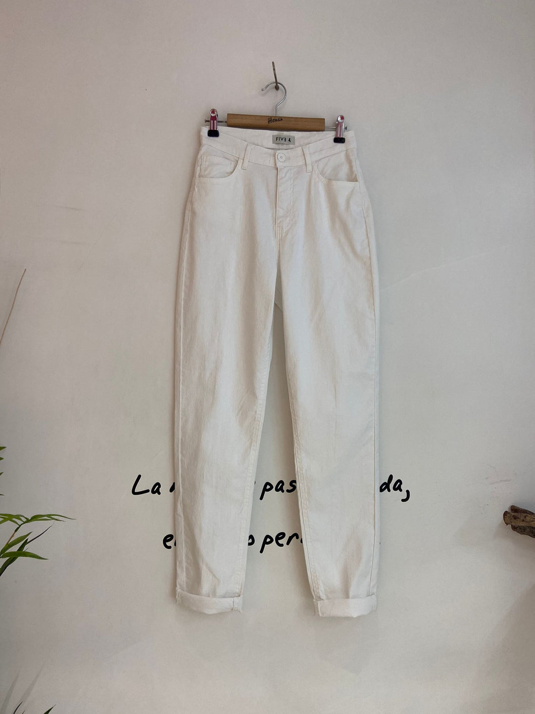Pantalón 5 bolsillos blanco de FIVE5 - La Tienda de Henar